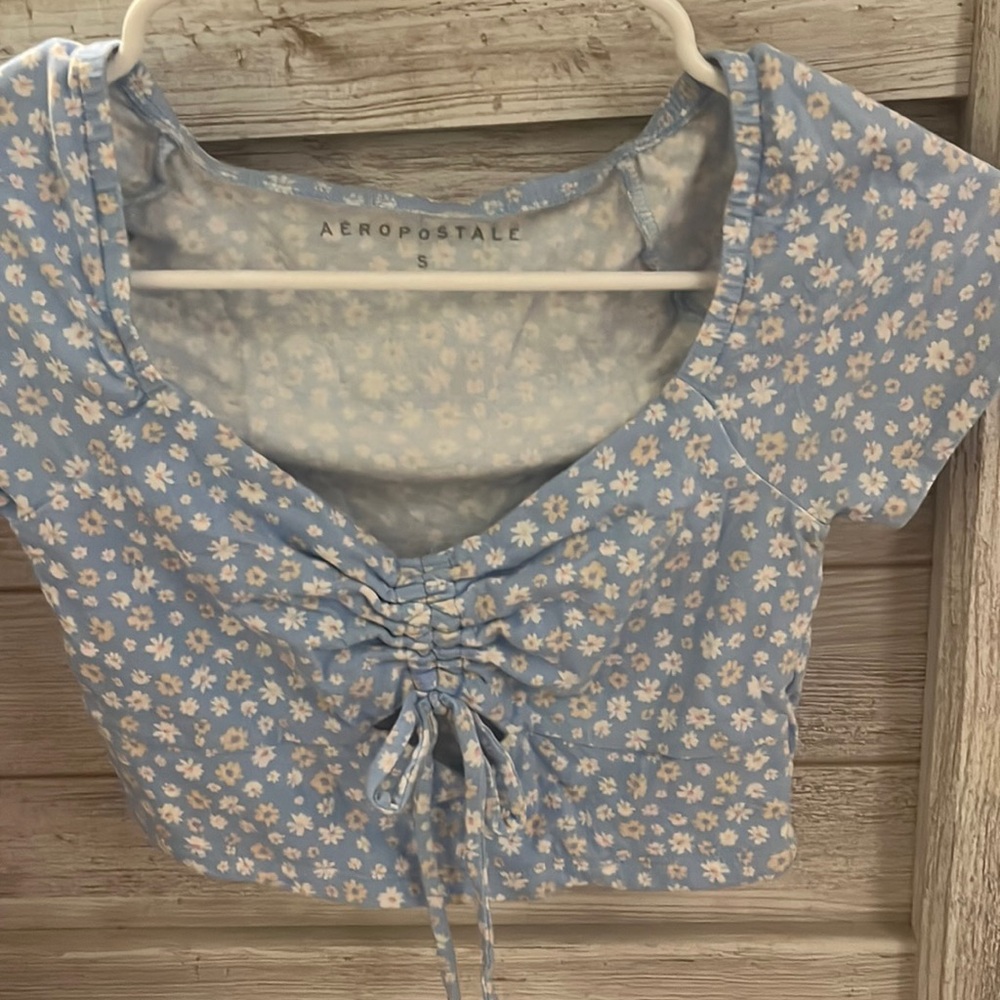 Aeropostale Floral Crop Top